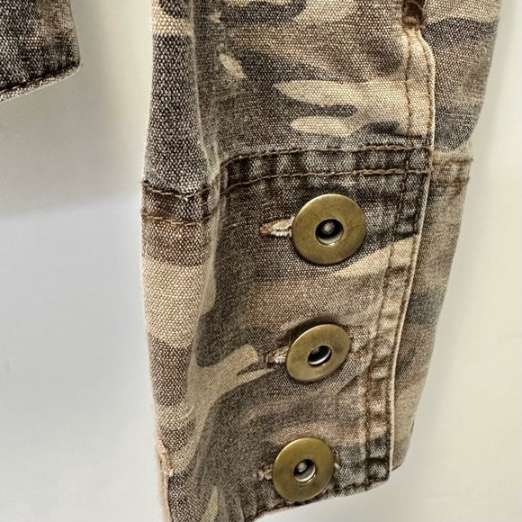 Passport Women's Distressed Embroidered Military Replica Jacket Size Small - Picture 5 of 13